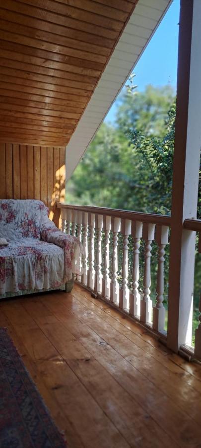 Guest House Lailashi Surmushi Zewnętrze zdjęcie